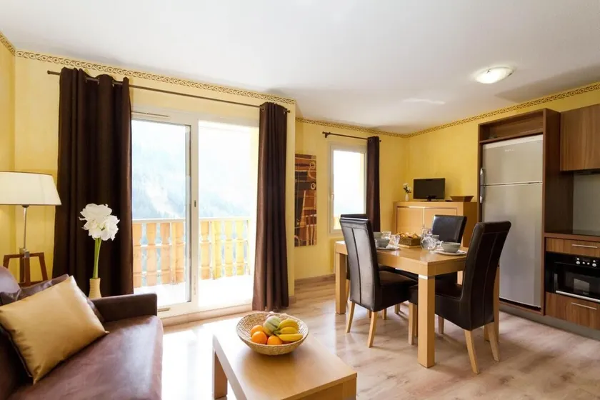 Wifi, 200m from ski slopes, balcony, tv, ski locker, 35m², Isola 2000 - Image 1