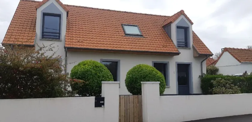 Cute detached house. - Image 1