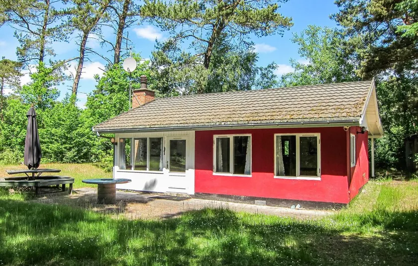 2 Bedroom Lovely Home In Nexø - Image 1