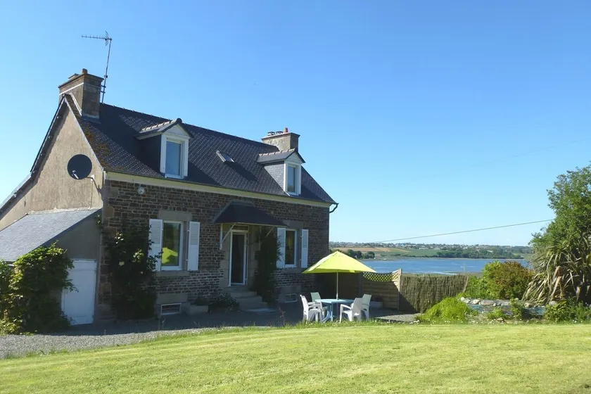 Holiday Home near Goëlo Coast & Beaches - Image 1