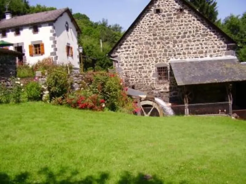 Country Cottage / Gite - PONTGIBAUD - Image 1