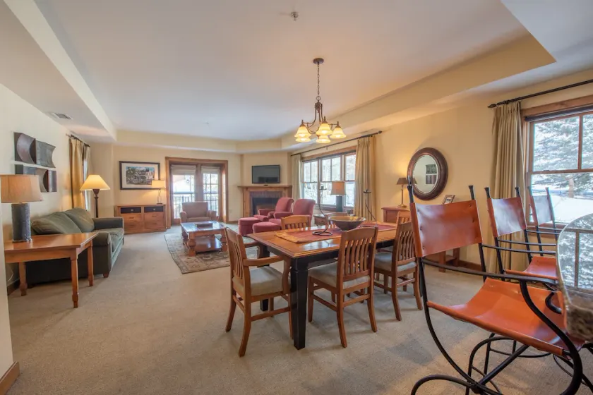 Wheelchair Accessible 2-Bedroom Condo - Slopeside condo - Image 1