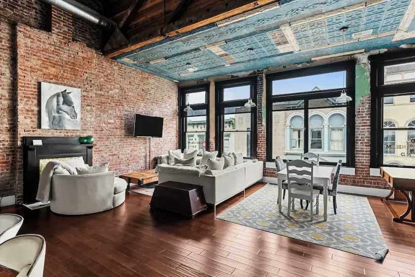 Le Coop Ultra Luxury 2 bed Urban Loft sur Bourbon Trail.  Centre-ville de Shelbyville KY - Image 1