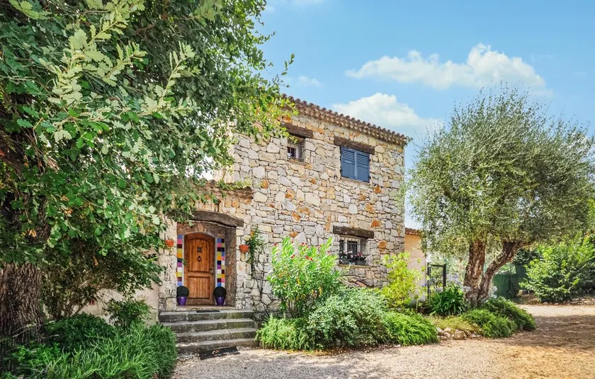 3 bedroom gorgeous home in Grasse - Image 1