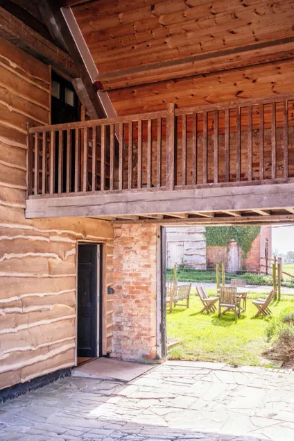 Stunning Five Bedroom Home Near Tewkesbury - Image 1