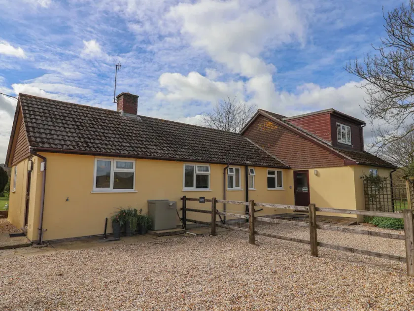 Court House Farmhouse - Image 1