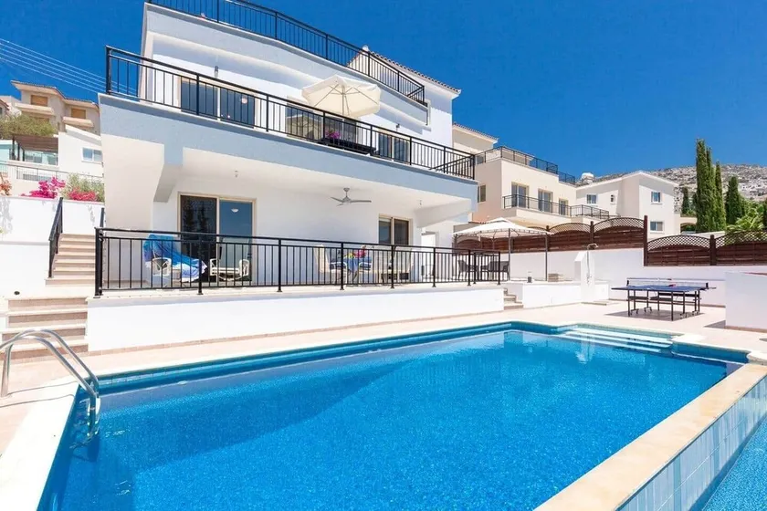 Villa Amorosa - 4 Bed Villa with Private Pool! - Image 1