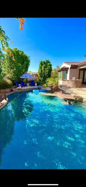 **** MÆRKET NYT HJEM **** 1 Historie fuldt opgraderet 4 Bdrm Home W / Solar-opvarmet pool - Image 1