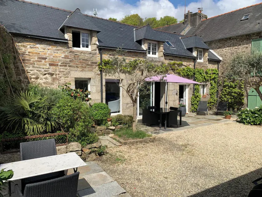 Longère de charme au coeur de Pont-Aven, centre ville tout à pied, parking privé - Image 1