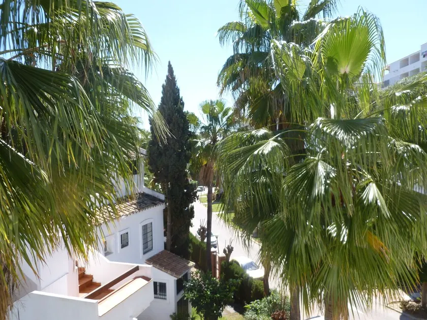 LARGE PENTHOUSE 3 20-6 SEA VIEW SWIMMING POOL GARDEN CALAHONDA RIVIERA DEL SOL - Image 1