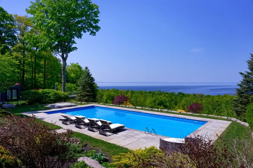 50' Pool, Hot Tub, 22 Acres Spectacular Georgian Bay Sunsets & Beach - Image 1