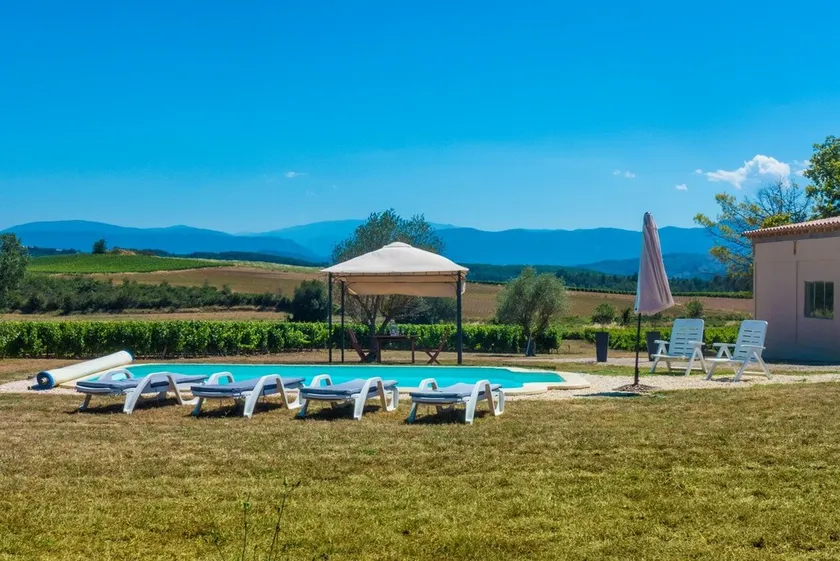 Cottage classified 3 * in vineyard with magnificent views and private pool - Image 1