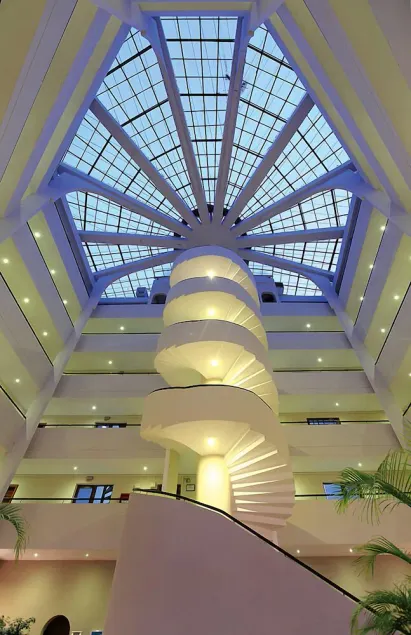 Fortuna Beach Hotel - Image 1