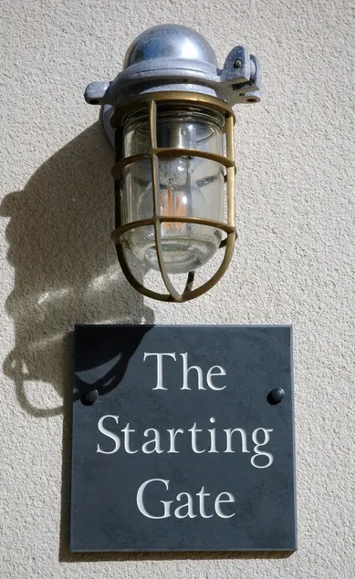 The Starting Gate - luxury studio apartment, rural location, 1m from Bruton - Image 1