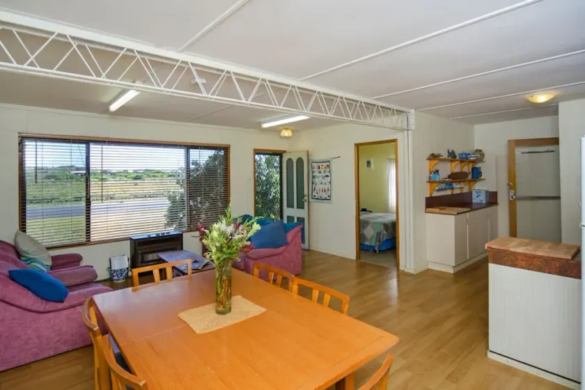 Sand Castle - 10 Dent Street Goolwa - Image 1
