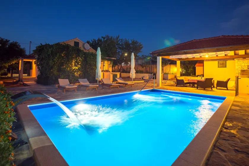 Familiehus med pool Dugobabe (Zagora) (K-12617) - Image 1