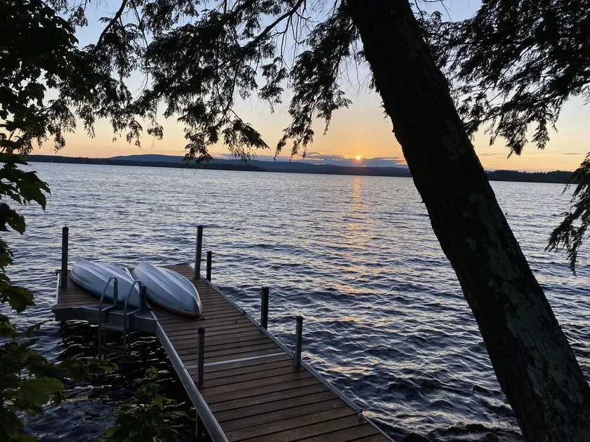 Great Pond Sunsets - A Classic Camp: Pet Friendly, Kayaks, Dock - Image 1