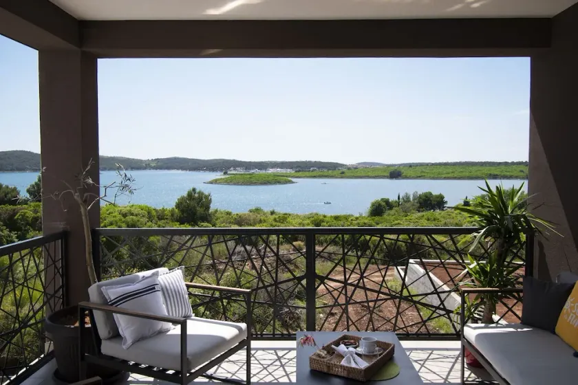 Modern villa with private pool at 200m. Near the sea near Medulin. - Image 1