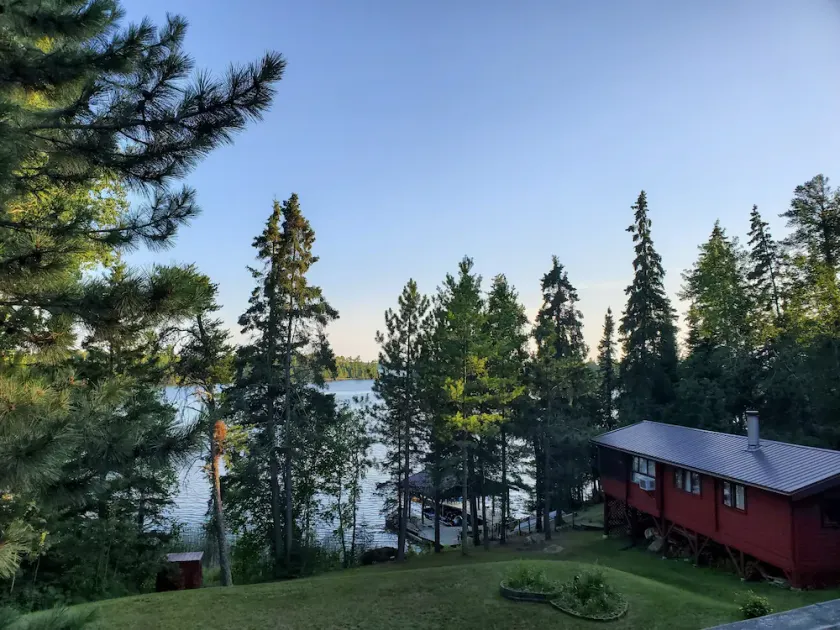 Maison familiale sur le lac des bois - Image 1