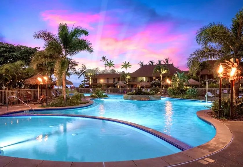 NEW KBM Resorts FREE CAR Maui Kaanapali Villas Renovated Penthouse Near Beach Central AC MKV-A606 - Image 1