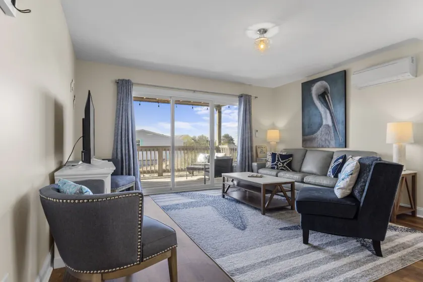 The Salty Pelican townhouse - Image 1