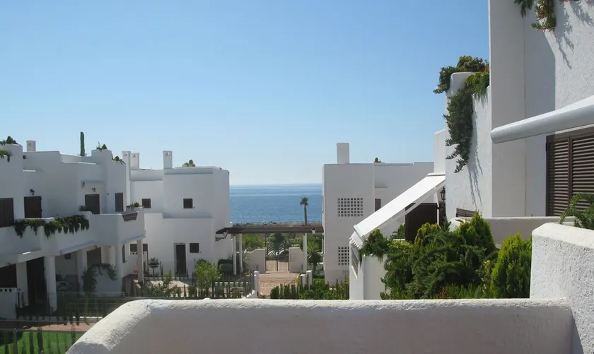 2 Room Sleeps 4 Parking 4 Pools Sea 1st Line - Image 1