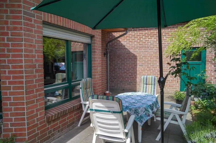 Apartamento com terraço em uma área residencial tranquila para até 6 pessoas - Image 1