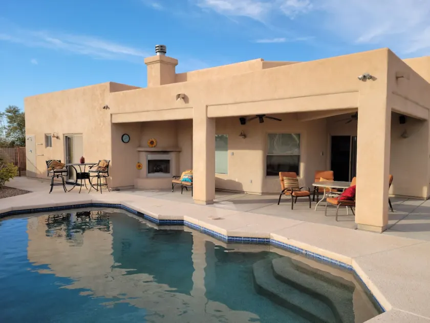 Desert Oasis - 4BR/2BA Home with Pool & Spa - Image 1