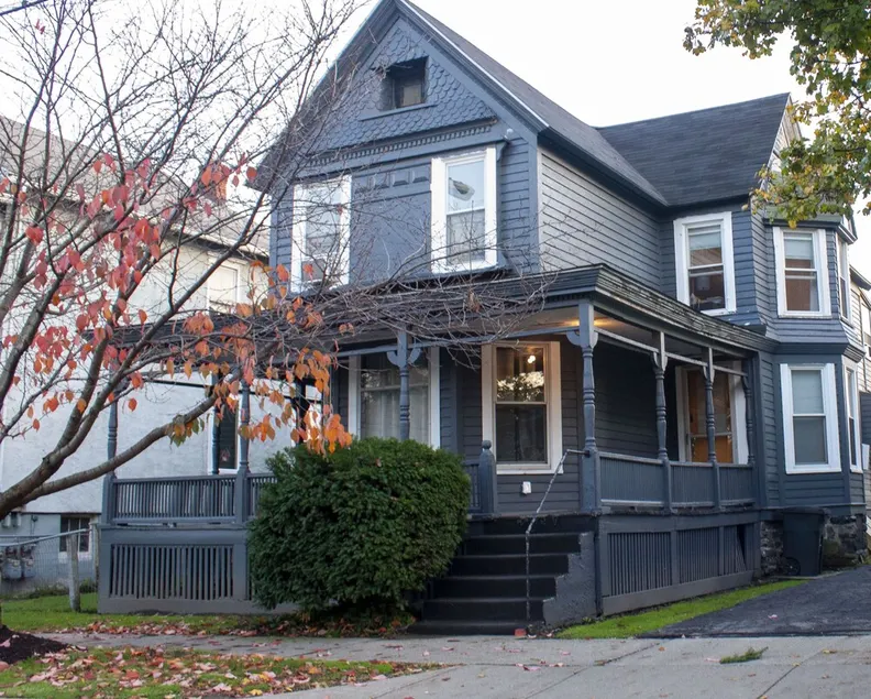 Spacious & Updated Victorian in West Downtown Ithaca - No Pet Fees! - Image 1