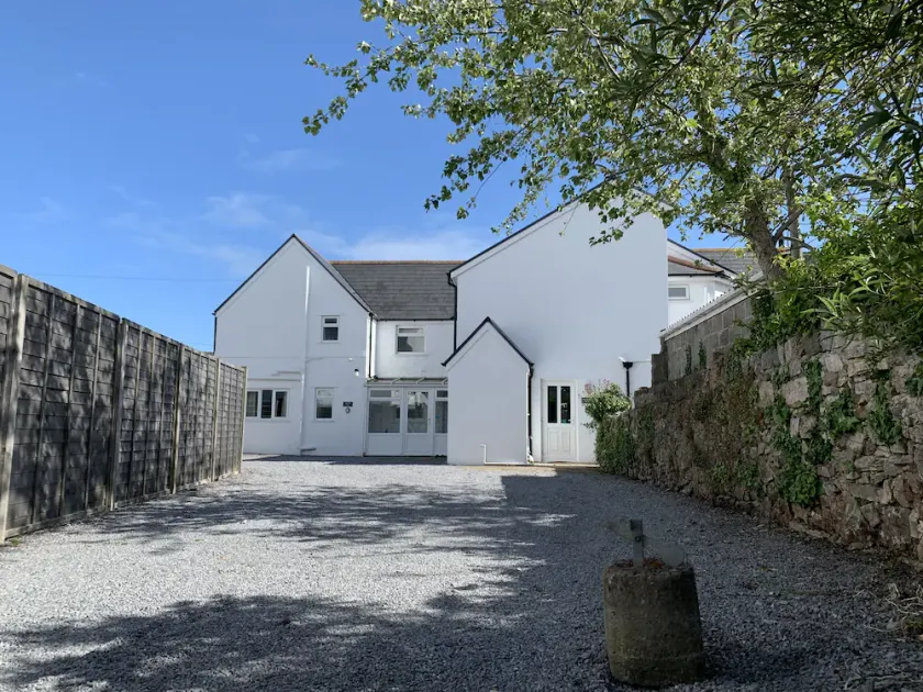Ivy Cottage - short walk to Port Eynon beach and village amenities - Image 1