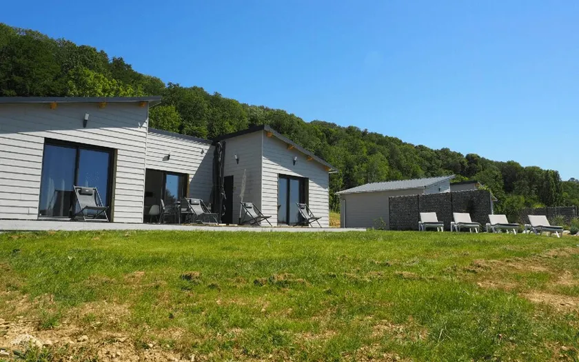 Vacation home in Jura (4 to 5 people) - Image 1