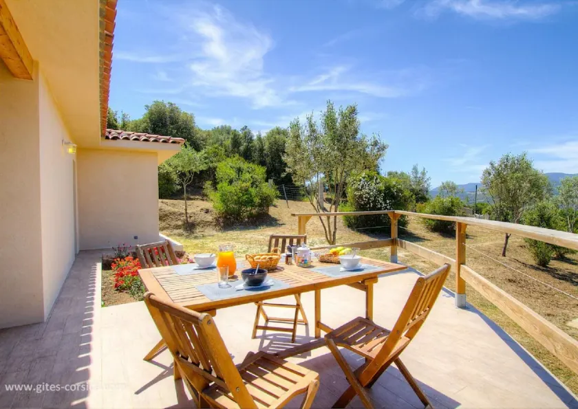 Magnifica villa a 5 minuti dal mare - Image 1