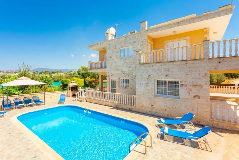 Villa Prodromi Large Private Pool AC WiFi - Image 1