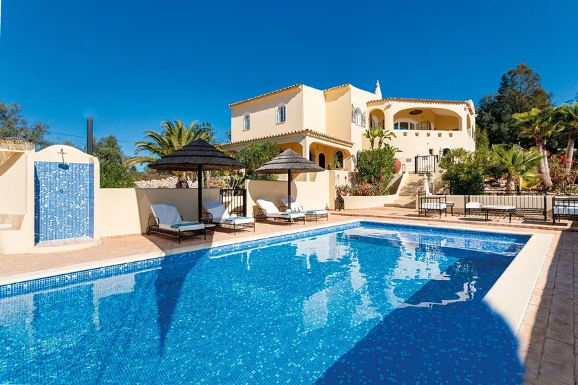 A perfect house on the right place with a unique and distinctive location - Image 1