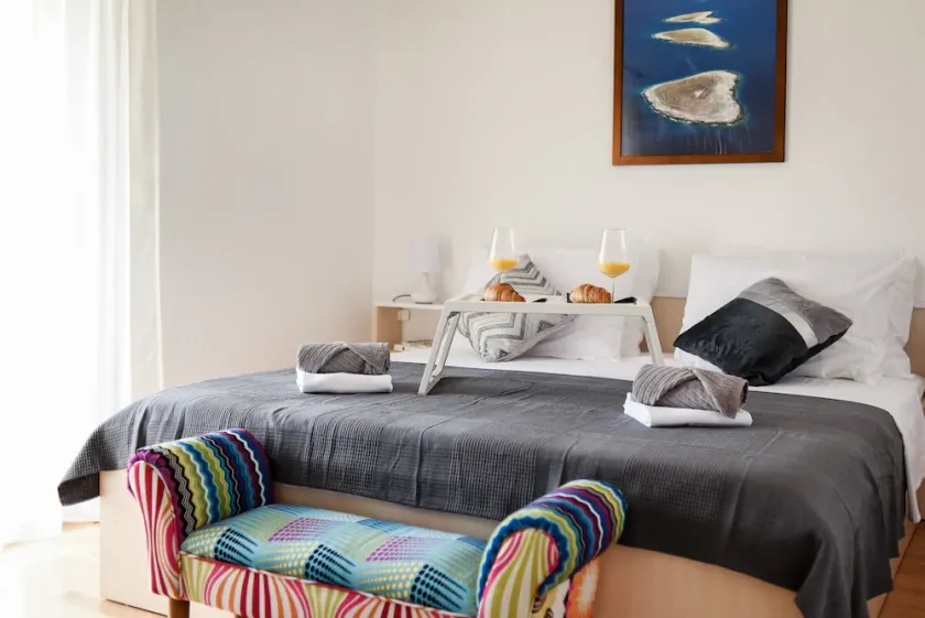 Duplex two bedroom apartment with balcony - Image 1