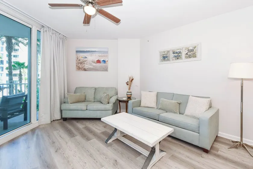 Recently Updated 2 Bedroom Condo at The Palms of Destin - Free Beach Shuttle! - Image 1