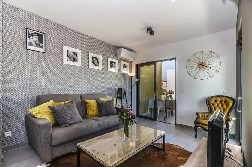 Apartamentos Adriana (71441-A2) - Srima (Vodice) - Image 1