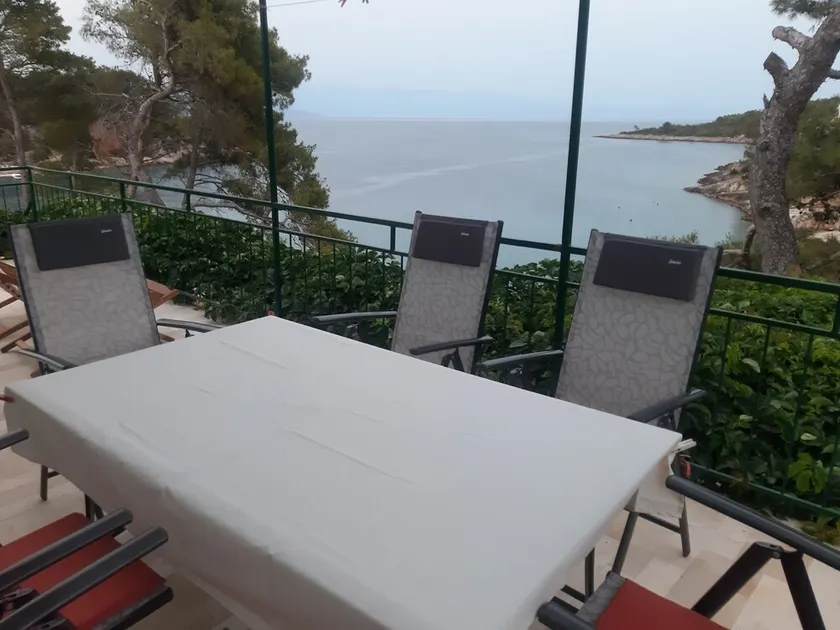 Toværelses lejlighed ved stranden Basina, Hvar (A-542-a) - Image 1