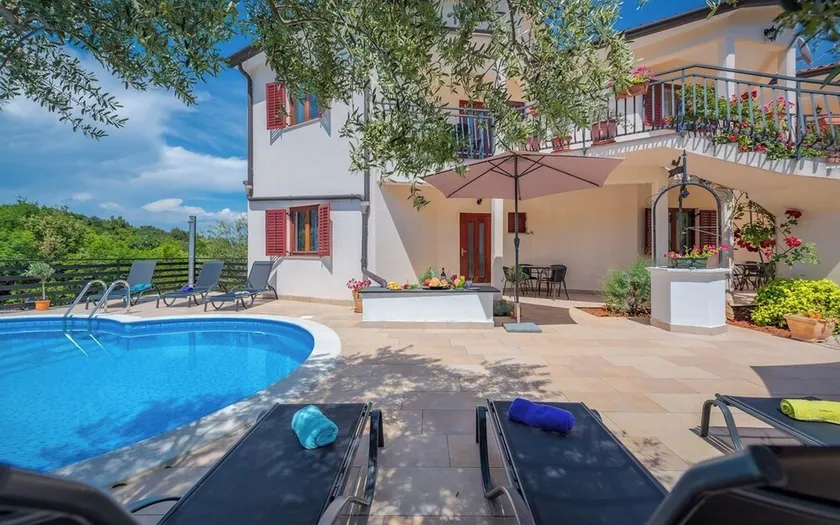 Relaxing Summer Apartment - Pool, Sauna, Jacuzzi 3 - Image 1