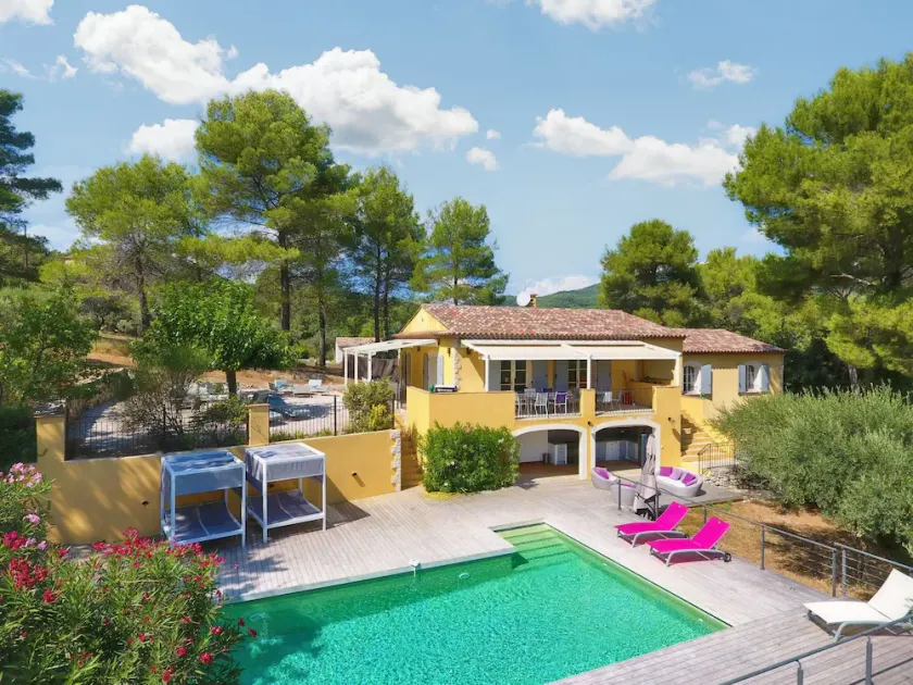 B&B Villa Oriél naturiste Figanières - Image 1