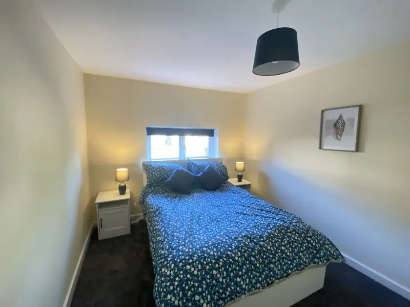 Stunning 2 bedroom apartment with amazing views over Ironbridge! - Image 1