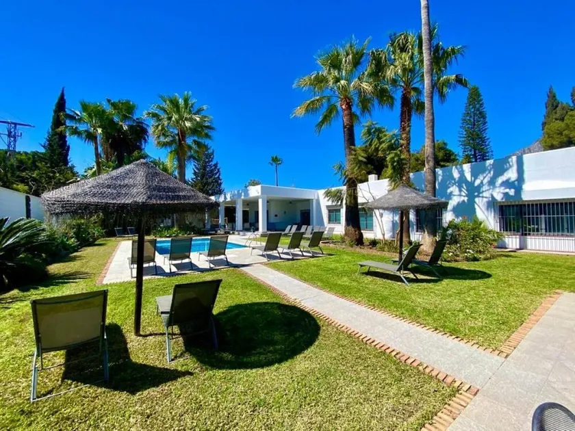 Large Group Puerto Banus 10 Rooms Pool - Image 1