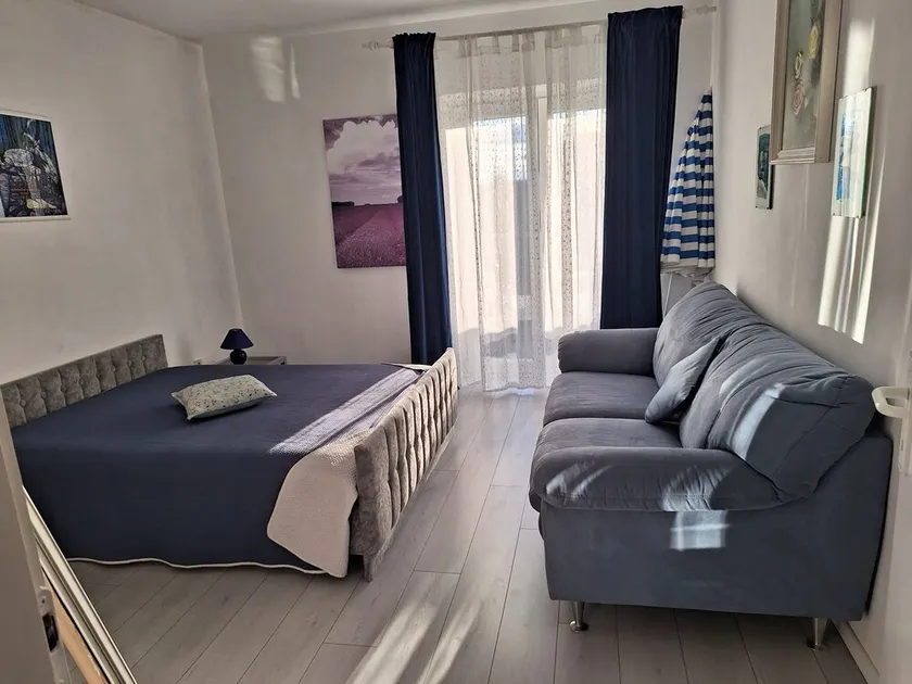 Two bedroom apartment with terrace and sea view Punat, Krk (A-23310-b) - Image 1
