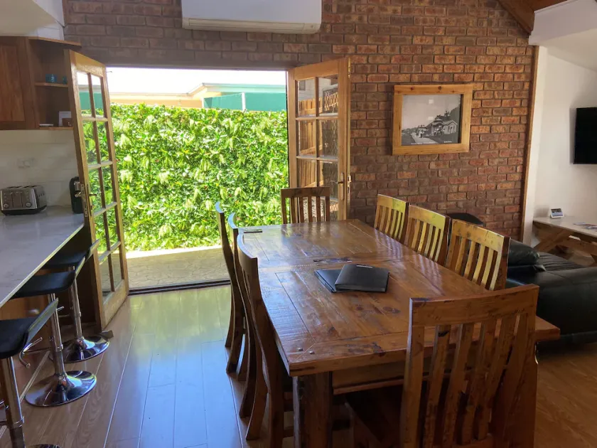 Tropical Resort Style Dual Residency Accommodation perfect for multiple families - Image 1