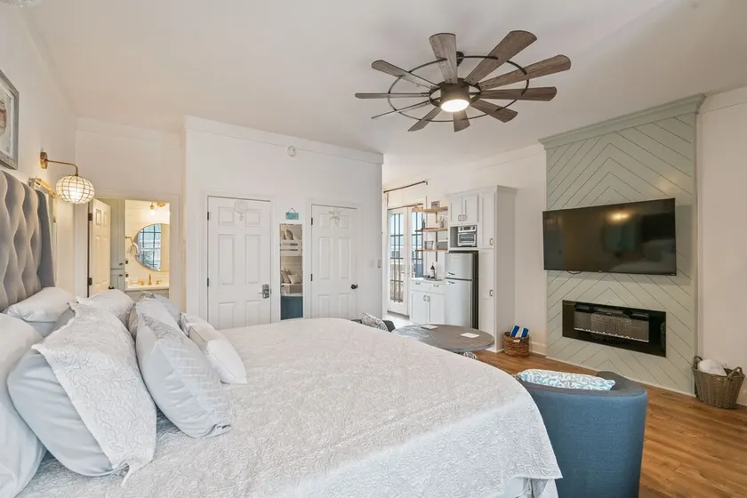 \"Vitamin Sea\" 30A  Retreat in The Villages of South Walton Building G Unit B379 - Image 1