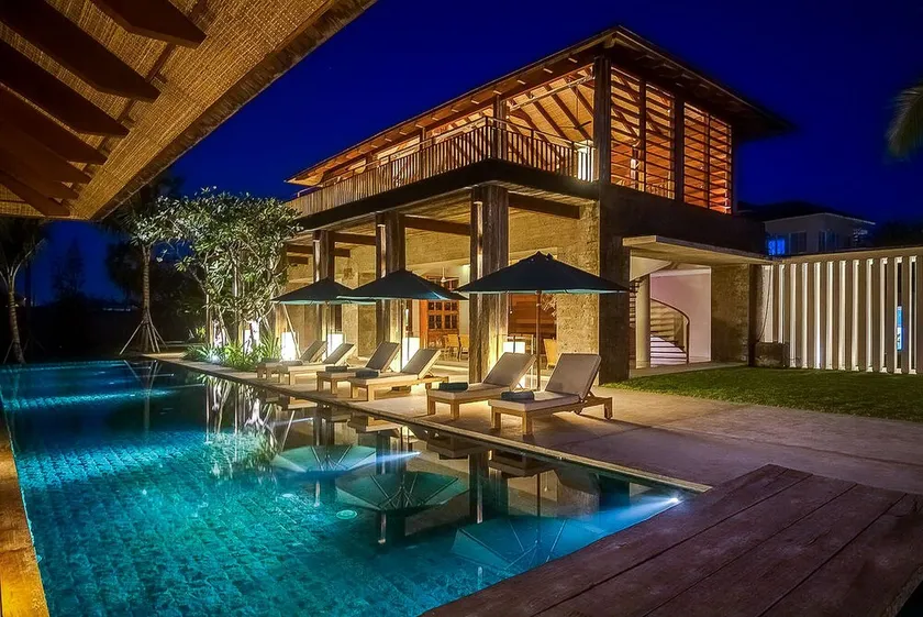 Wonderful Estate of 5,900 sqm in Badung, Bali! (incl 12 pers) - Image 1