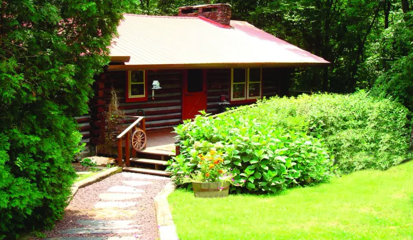 Fiskernes Retreat Adirondack Chalet Log / 4 sovevær / pool bord - Image 1