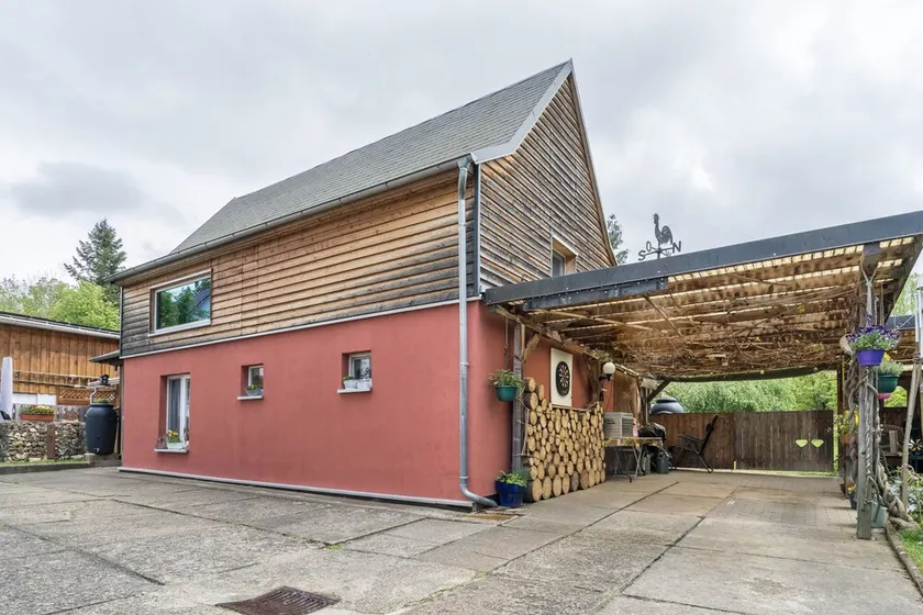 Chalet 'Kunterbunt' con terraza compartida, jardín privado y Wi-Fi - Image 1