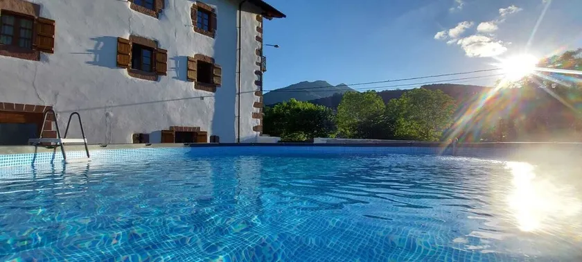 Luxury Rural House on the banks of the Bidasoa With everything to enjoy! - Image 1