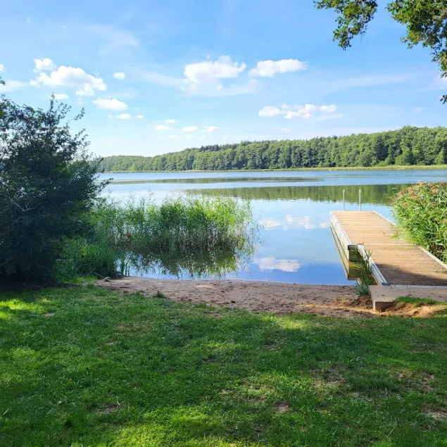 Ferier på Godendorfer Se 300m, robåd, hund efter anmodning, pejs, 2x toilet, 2 soveværelser - Image 1